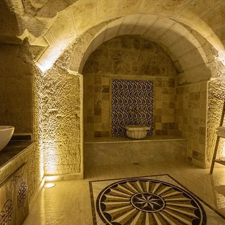 Ada Cave Hotel *