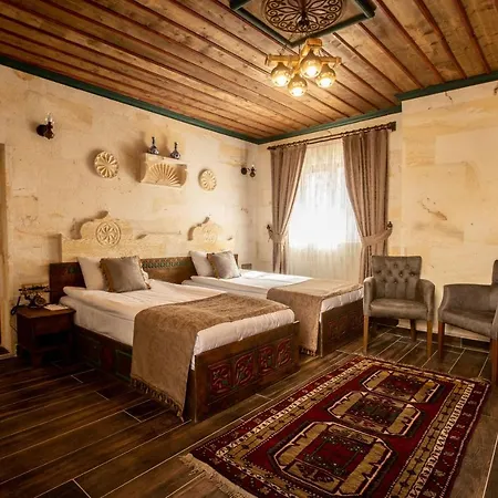 Hotel Ada Cave *