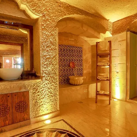 Ada Cave Hotel *
