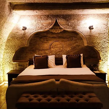 Hotel Ada Cave *