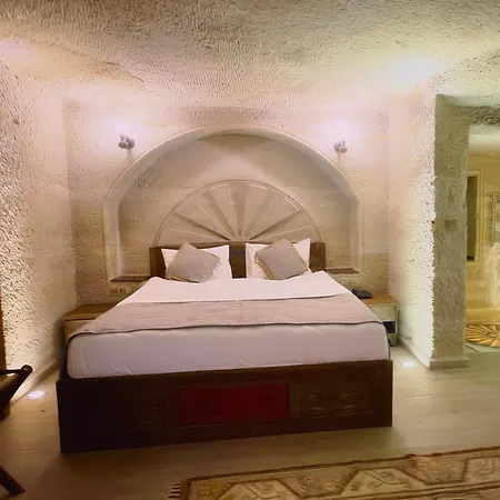 Göreme Rock Cave * Göreme