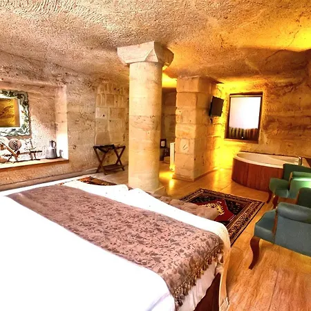 Hotel Rock Cave *